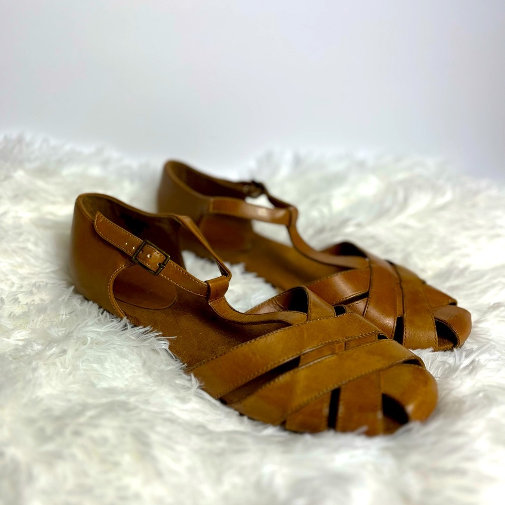 Kim Roger Women’s Leather Strapped Sandals
